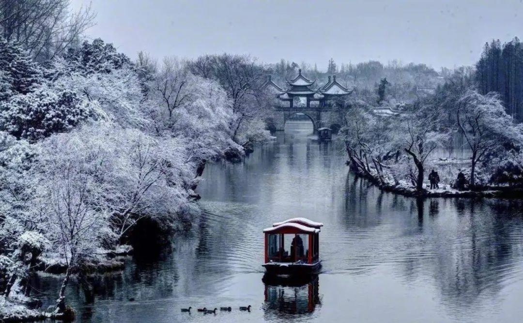 雪景诗句（十五首古人对雪的诗词，有数不尽的浪漫​）