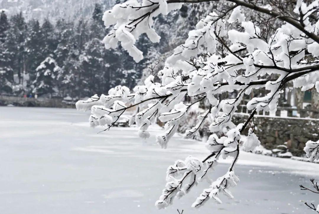 雪景诗句（十五首古人对雪的诗词，有数不尽的浪漫​）